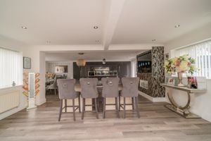 Photo 25- click for photo gallery